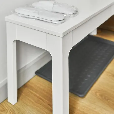 Butas New And Lovely In Centre