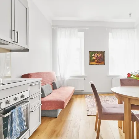 New And Lovely In Centre